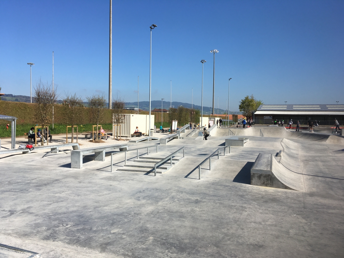 CH Bulle - Neuer Betonskatepark